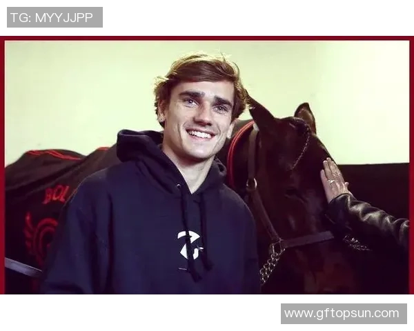 传奇名将与足球的辉煌历程：从绿茵场上的英雄到历史的见证者